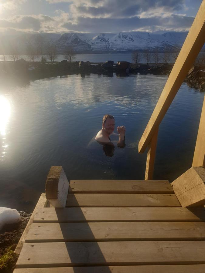 Hotel Sveinbjarnargerdi Svalbarthseyri Bagian luar foto