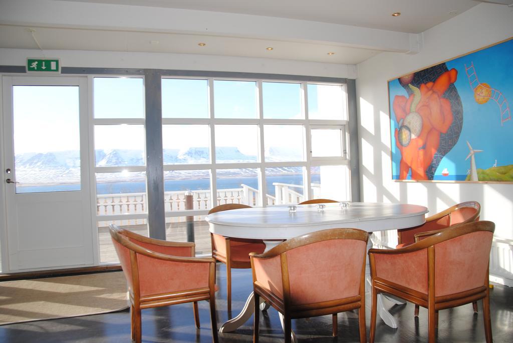 Hotel Sveinbjarnargerdi Svalbarthseyri Bagian luar foto