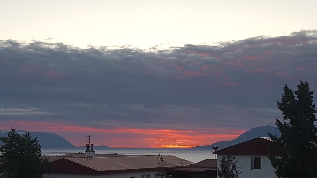 Hotel Sveinbjarnargerdi Svalbarthseyri Bagian luar foto