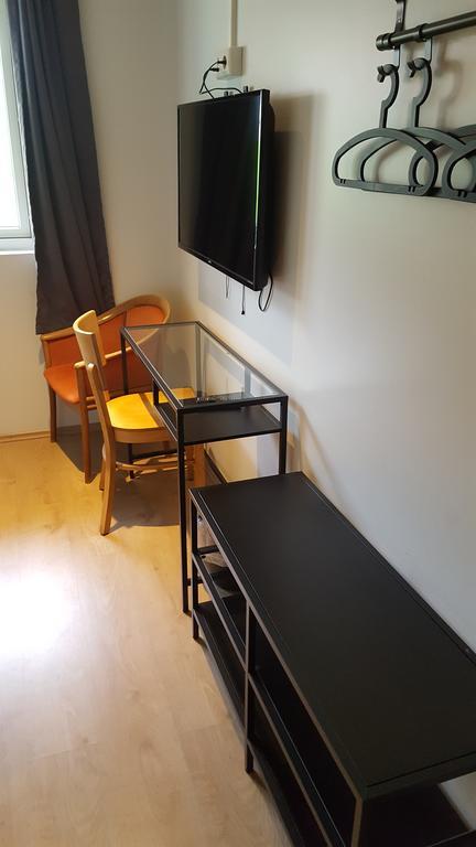 Hotel Sveinbjarnargerdi Svalbarthseyri Bagian luar foto