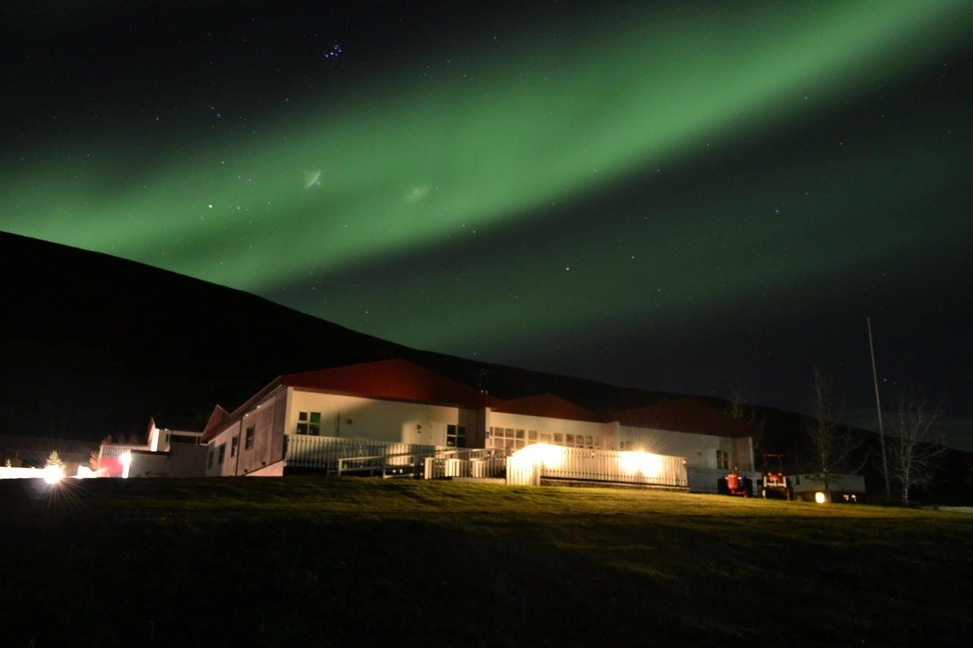 Hotel Sveinbjarnargerdi Svalbarthseyri Bagian luar foto